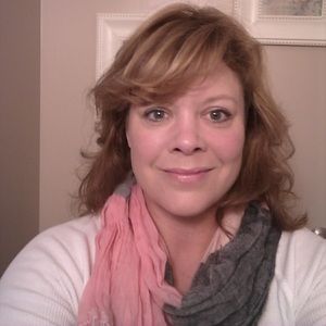 Meet your Posher, Cynthia